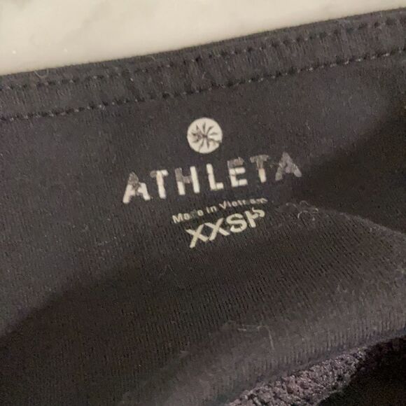 $ Athleta size XXSP crop length leggings - Picture 5 of 5